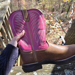 Anthem II New with Tags Boots size 10.5 cowboy western equestrian riding boot